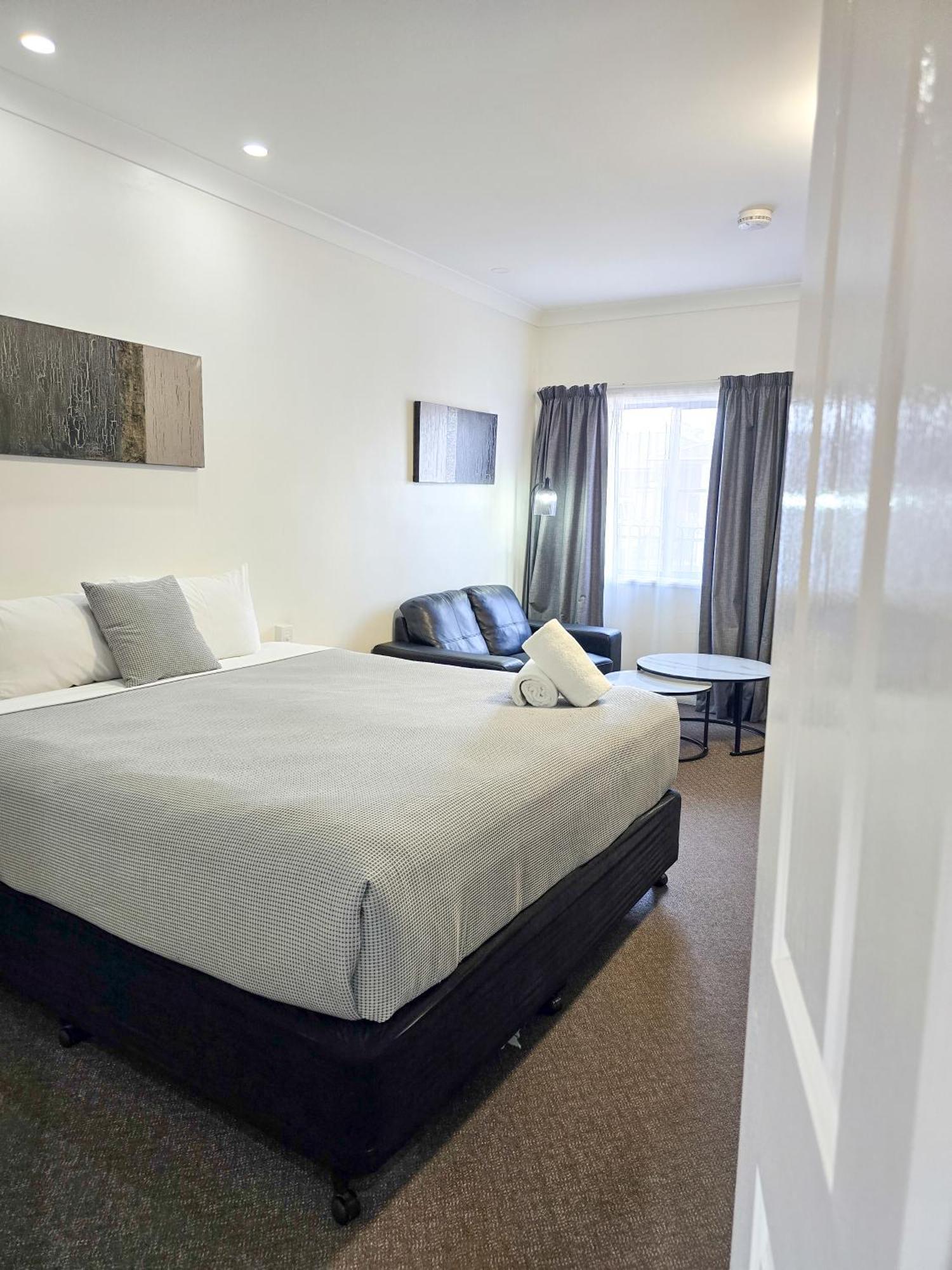 Ascot Lodge Motor Inn Kingaroy Buitenkant foto