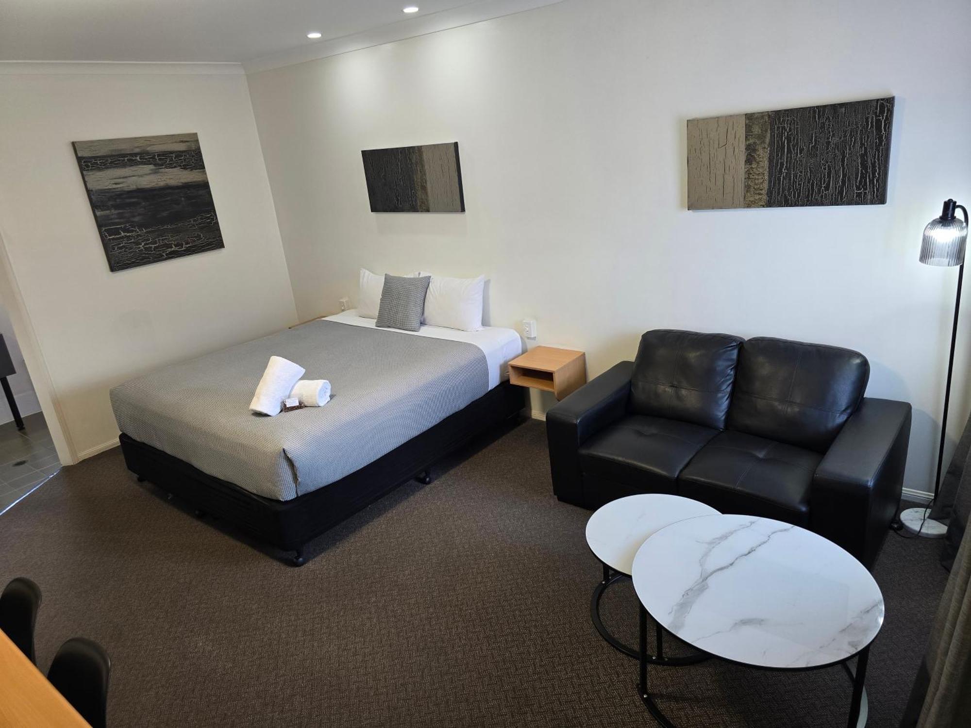 Ascot Lodge Motor Inn Kingaroy Buitenkant foto